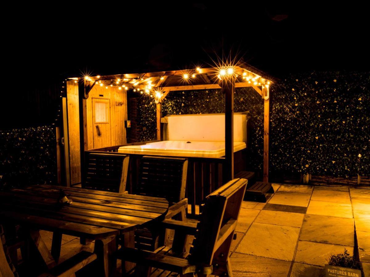 Pastures Barn Villa Leek Dış mekan fotoğraf